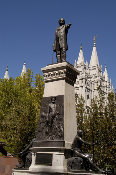DSC_0407_v.jpg