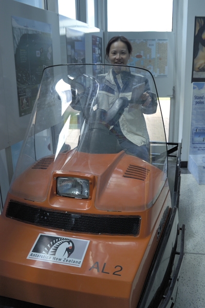 DSC_5945_v.jpg