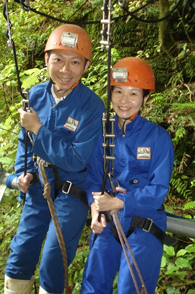 LW_001_v.jpg
