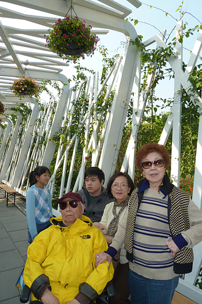 p1050855_v.jpg