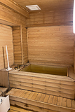 0556_2307_IMG_5180_1200_v.jpg